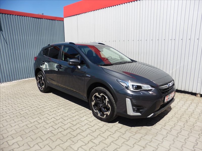 Subaru XV 2,0 Exclusive AWD A/T, EyeSigh - fotka 2 z 24