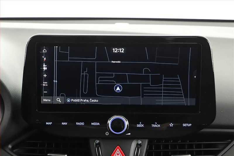 Hyundai i30 (2024) Smart 1.0 T-GDI, ČR,1.maj - fotka 11 z 17