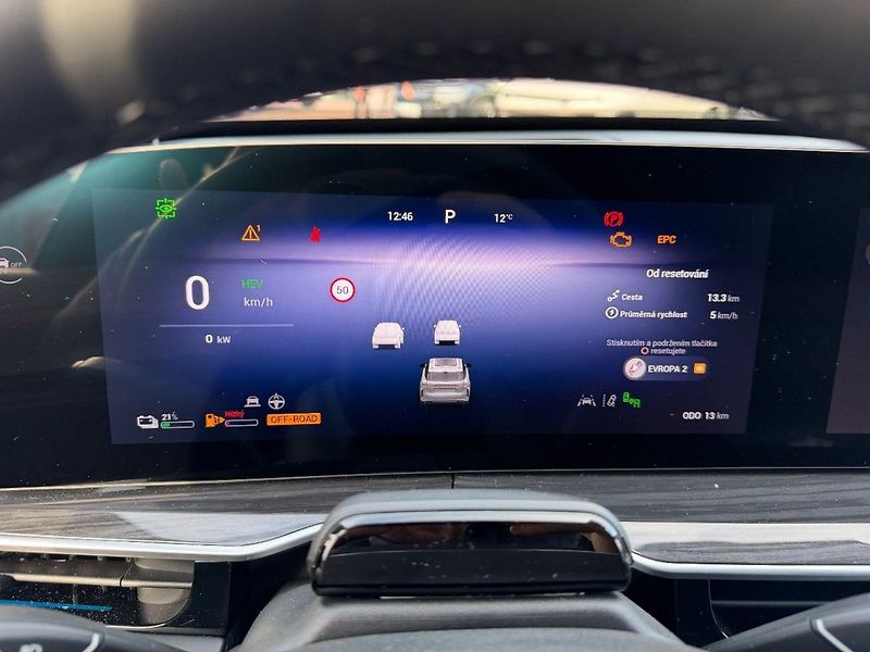 Omoda 9 Premium 1.5 SHS, AWD AT, SKLAD - fotka 18 z 33