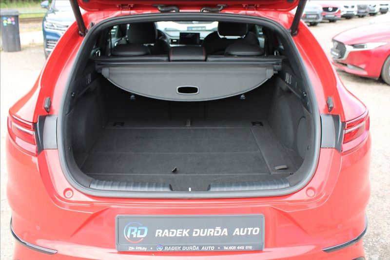 Kia ProCeed 1,6 TGDI  ČR,GT,AUTOMAT,ZÁRUKA - fotka 24 z 35