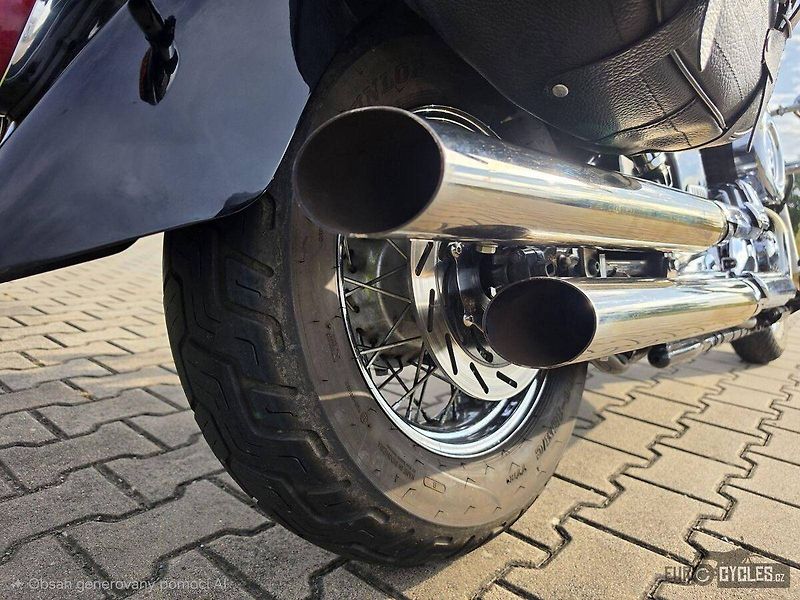Yamaha XVS 1100 A DragStar Classic (2001) - fotka 4 z 11