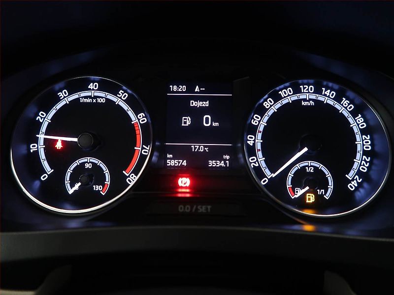 Škoda Rapid (2019) Spaceback 1.0 TSI, Serv.kniha - fotka 11 z 14