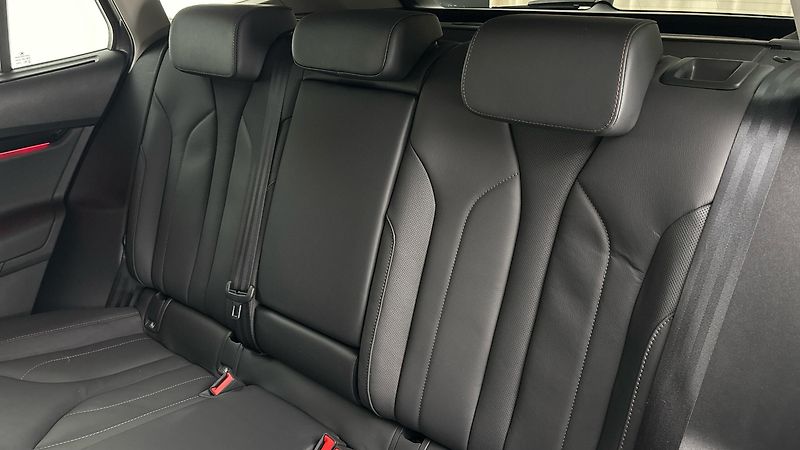 Škoda Enyaq 82 kWh AUT 80x Clever - fotka 16 z 31