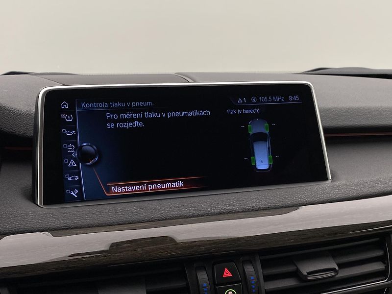 BMW X5 XDRIVE 30d AUT CZ - fotka 53 z 65