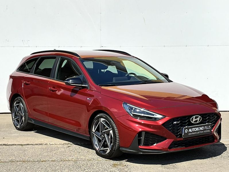 Hyundai i30 1.5 T-GDI 103kW DCT N-Line - fotka 6 z 19