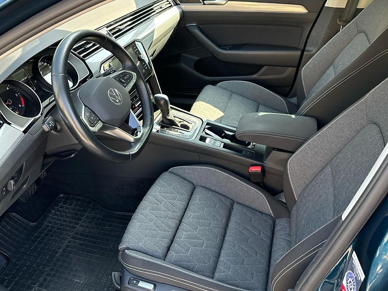 Volkswagen Passat Business 2.0 TDI 110 kW DSG Va - fotka 11 z 26