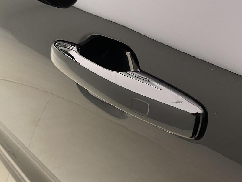 Volvo XC60 T8 AWD RECHARGE REZERVACE - fotka 35 z 65