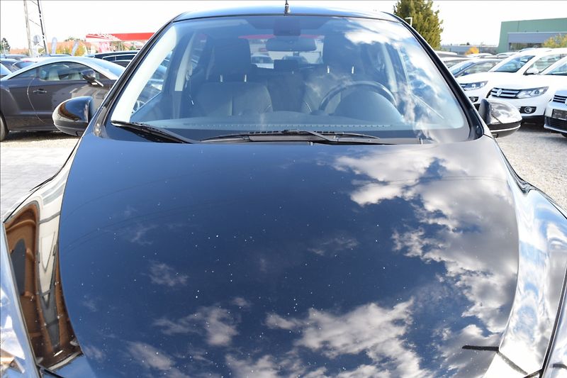 Mazda 2 1,5 MZR 76KW ALU KLIMA - fotka 3 z 38