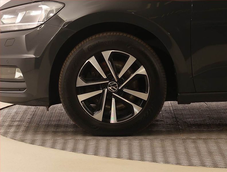 Volkswagen Touran (2020) United 2.0 TDI, Automat - fotka 15 z 22