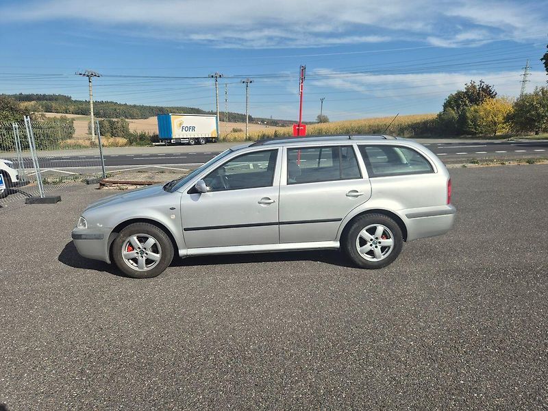 Škoda Octavia (2002) 1.9TDi 66Kw AUTOMAT - fotka 8 z 22