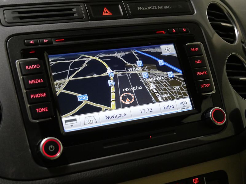 Volkswagen Tiguan - fotka 18 z 25