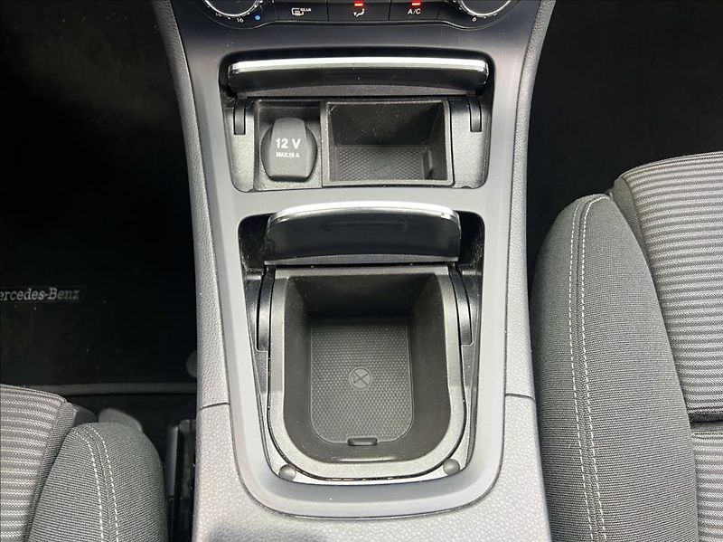 Mercedes-Benz Třídy B 180 CDI / 7G-DCT - fotka 33 z 41