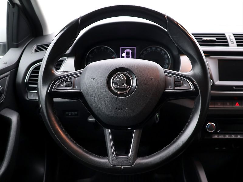 Škoda Fabia 1.0 TSI 70kW Style CZ - fotka 16 z 33