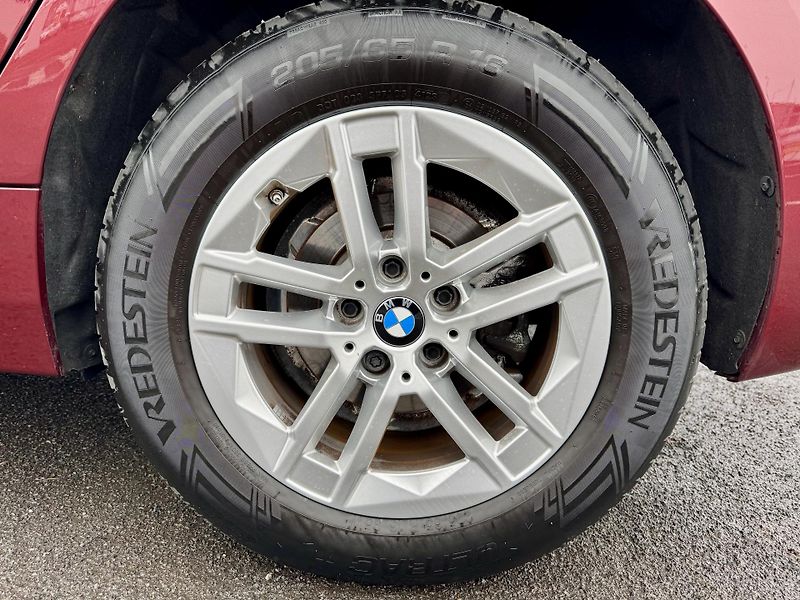 BMW Řada 2 (2024) LED, ACC, Kamera,2xAL sada kol - fotka 46 z 48