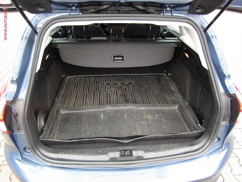 Ford Focus (2019) 2.0 TDCi, ČR, Navi, AC - fotka 7 z 19