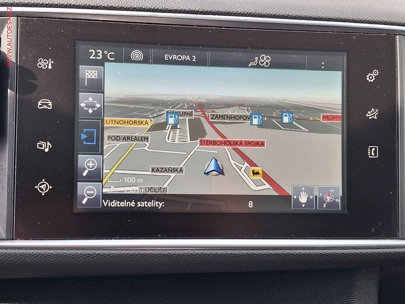 Peugeot 308 (2015) 1.6 HDi, 1.maj, AC, park - fotka 14 z 16