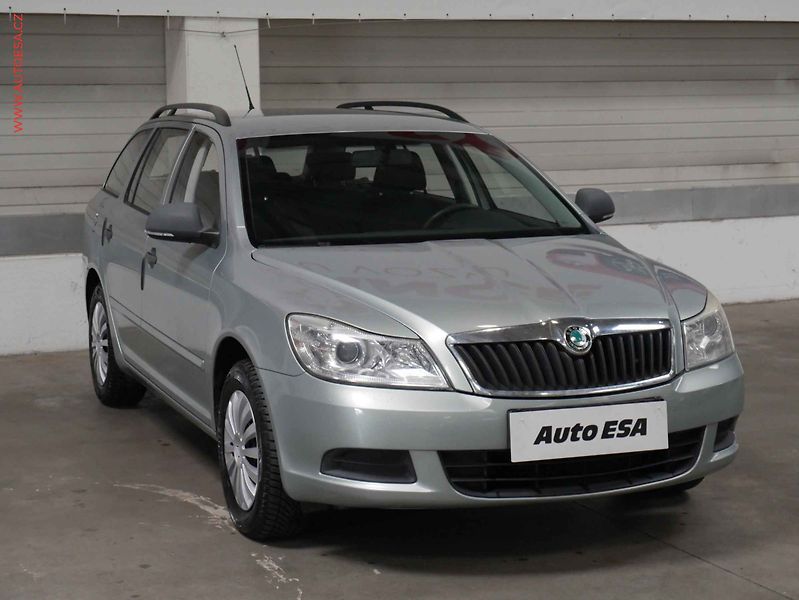 Škoda Octavia (2011) 1.6TDi, AC, el. výbava - fotografie inzerátu