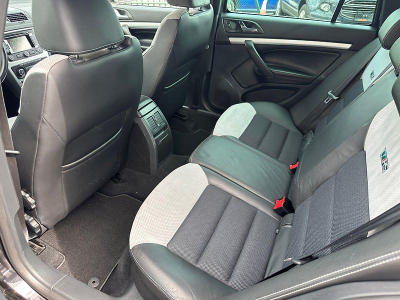 Škoda Octavia (2010) RS 2,0TFSI 147KW - fotka 12 z 32