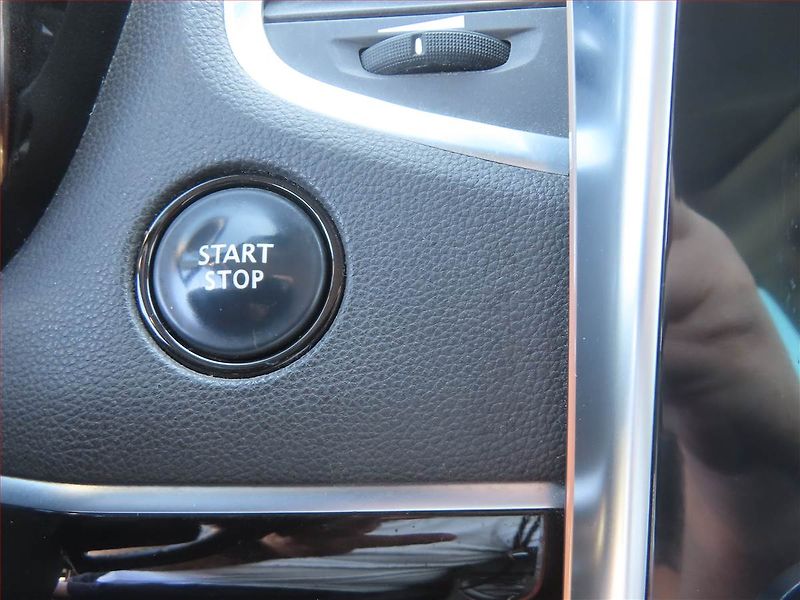 Renault Espace (2015) 1.6 dCi, Automat, 7 míst, Navi - fotka 27 z 29
