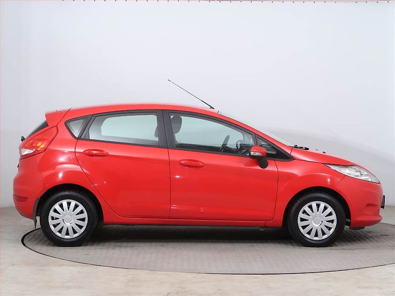 Ford Fiesta (2011) 1.25, nová STK, jezdí výborně - fotka 6 z 13