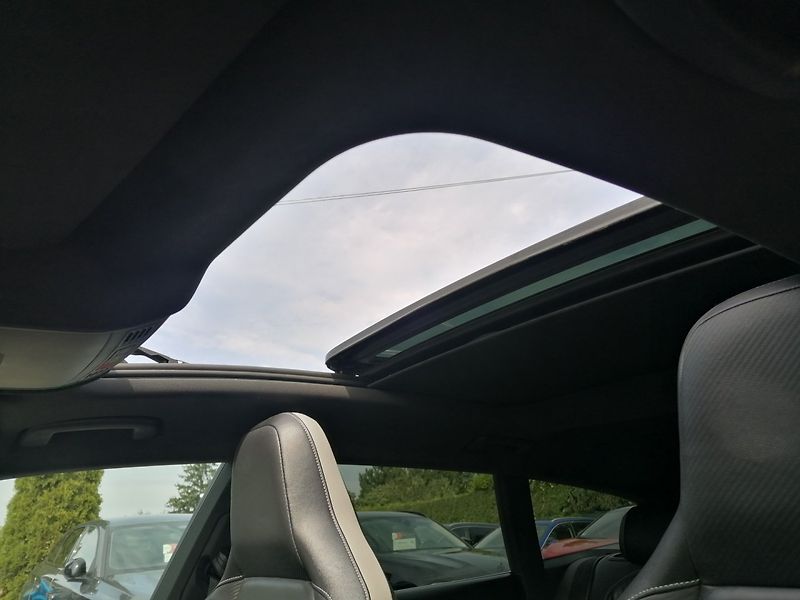 Volkswagen Arteon Shooting Brake (2021) 1.5 TSi R-LINE Manuál,Panorama - fotka 29 z 37