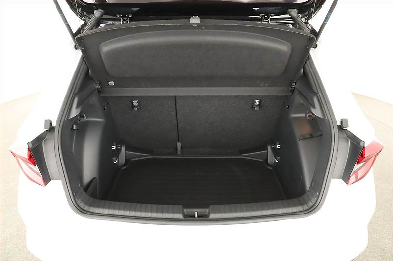 Škoda Fabia (2024) 1.0 TSI, Monte Carlo Plus - fotka 16 z 17