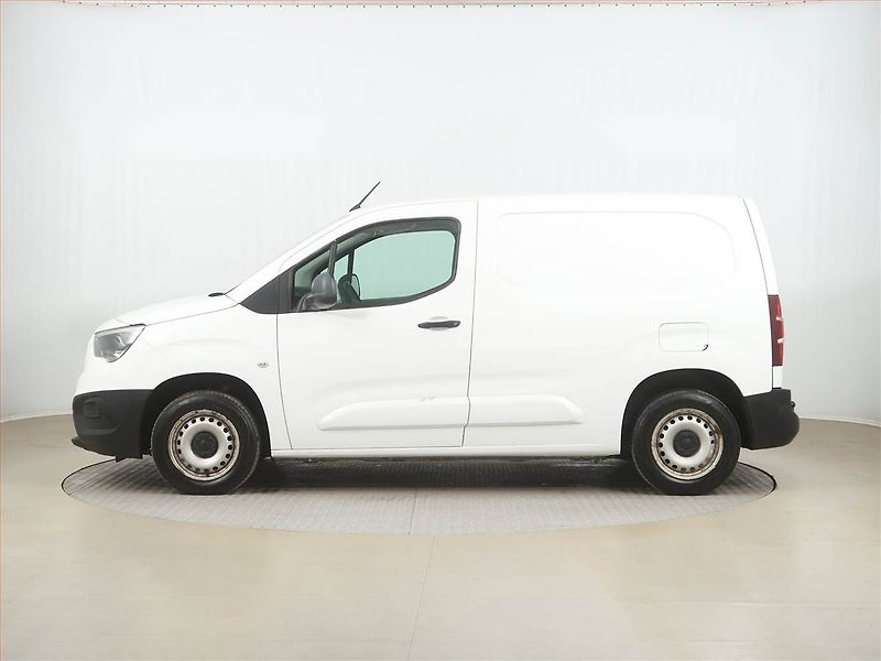Opel Combo (2019) 1.5 CDTI, ČR, DPH - fotka 3 z 15