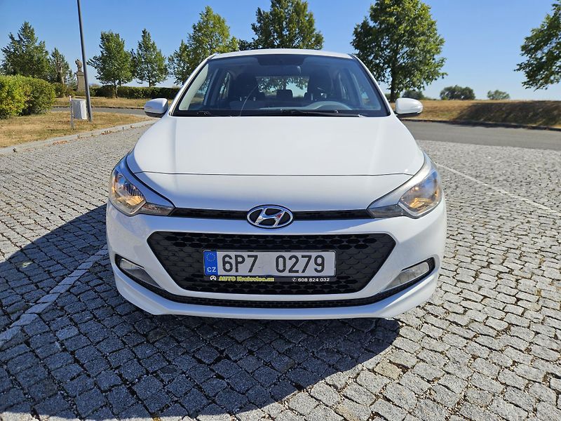 Hyundai i20 (2016) 1.2 NOVÉ ROZVODY A STK - fotka 3 z 23