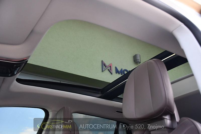 Mercedes-Benz EQE 500 4M VZDUCH MASÁŽE PANOR TAŽ - fotka 22 z 63