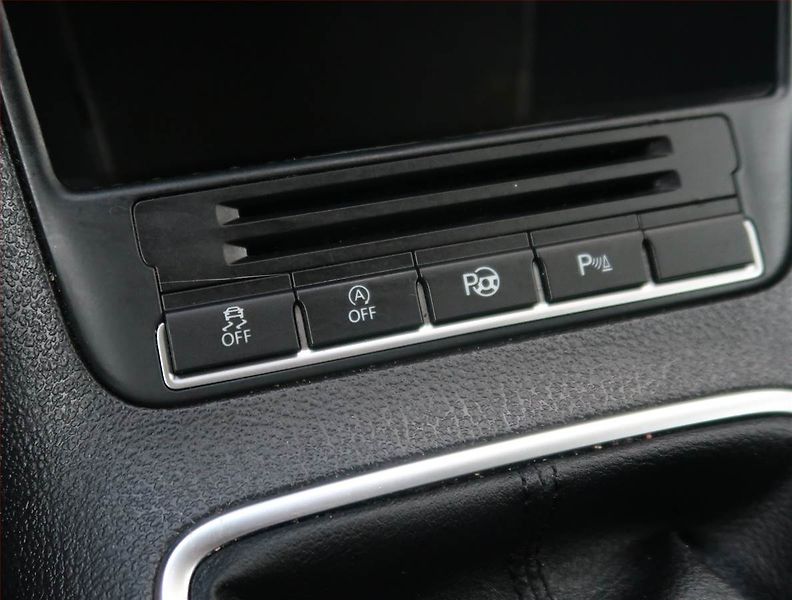 Volkswagen Tiguan (2014) 2.0 TDI, Navi, Tempomat - fotka 18 z 22