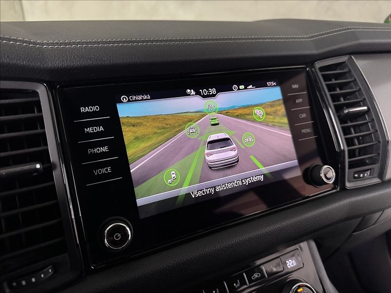 Škoda Kodiaq 1,5 TSi  DSG Clever LED Matrix - fotka 30 z 45