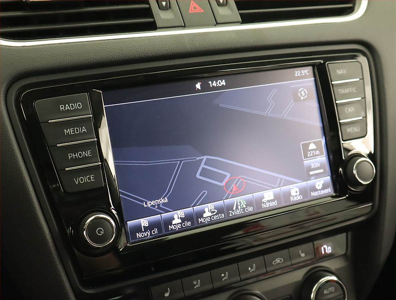Škoda Octavia (2014) Elegance 1.6 TDI, Navi, Xenony - fotka 22 z 23
