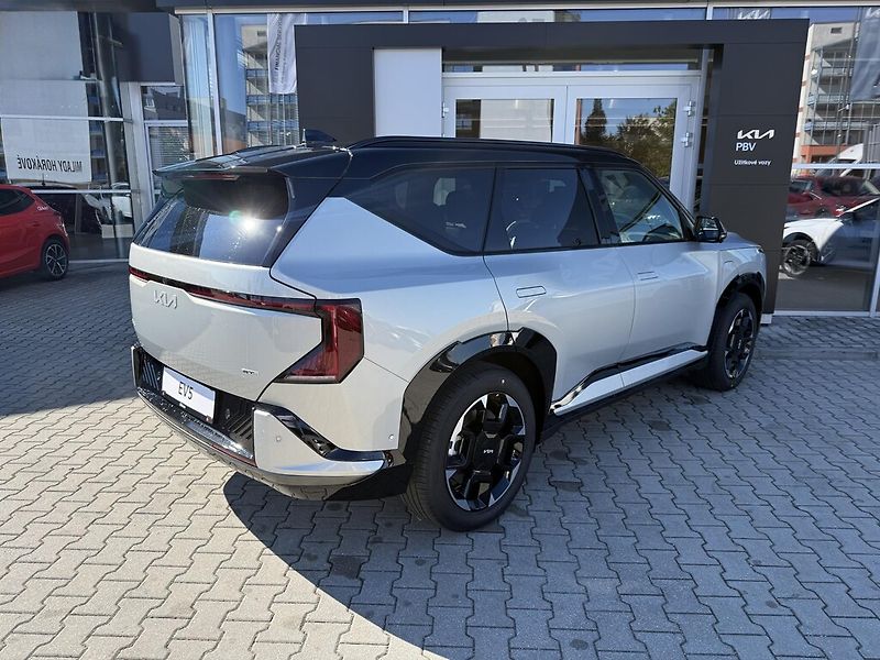 Kia EV5 (2026) GT LINE 81,4 kWh + COMFORT+TEC - fotka 3 z 6