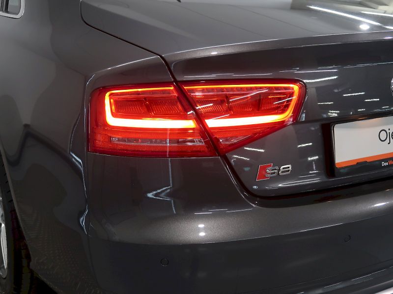 Audi S8 (2013) 4.0TFSI 382KW QUATTRO EXCLUSIV - fotka 11 z 52