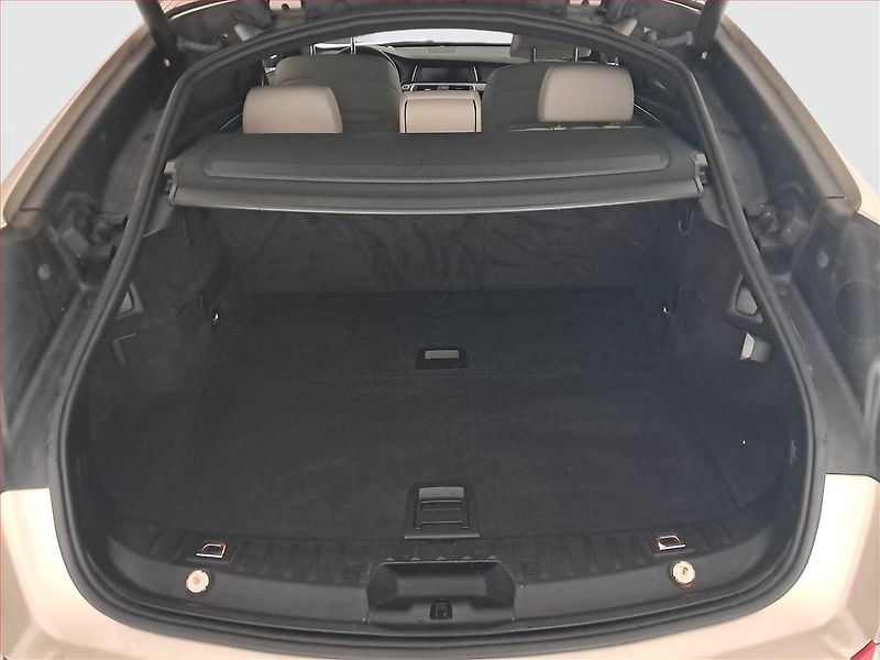 BMW Řada 5 (2010) 530d xDrive GT, 4X4, Automat - fotka 14 z 24