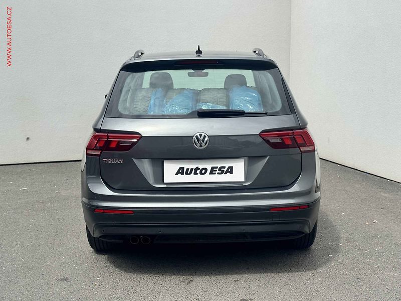 Volkswagen Tiguan (2020) 1.5 TSi, Trendline, LED, +ALU - fotka 5 z 17