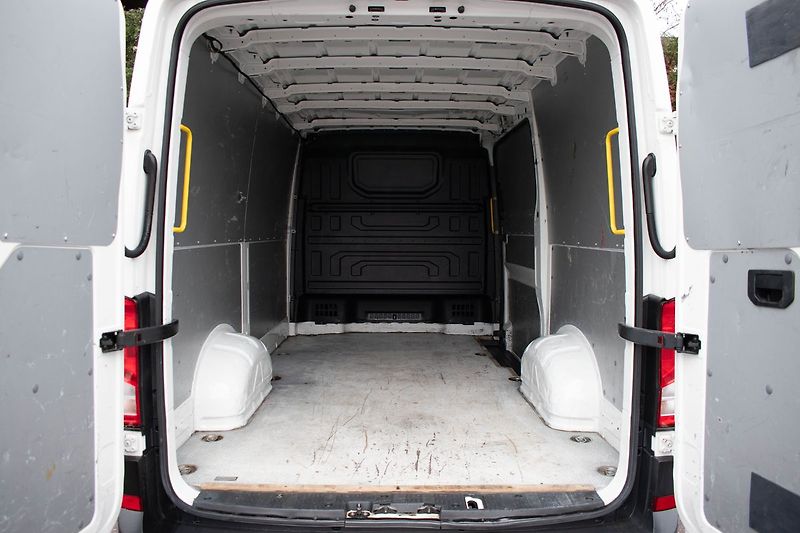 Volkswagen Crafter 2.0TDi*L1H1*SERVIS VW*DPH* - fotka 23 z 25