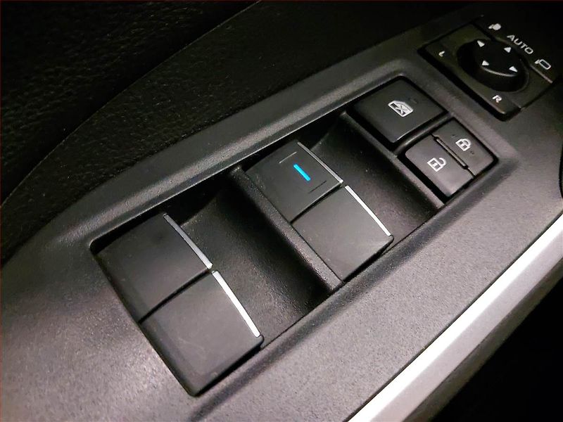 Toyota RAV4 (2022) 2.0 Valvematic - fotka 17 z 17