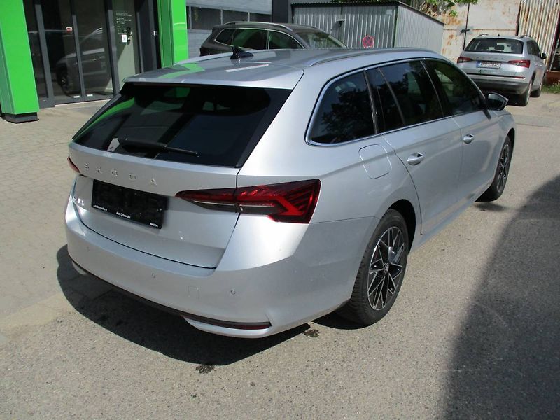 Škoda Octavia Combi Top Selection 2,0TDI 110 - fotka 5 z 15