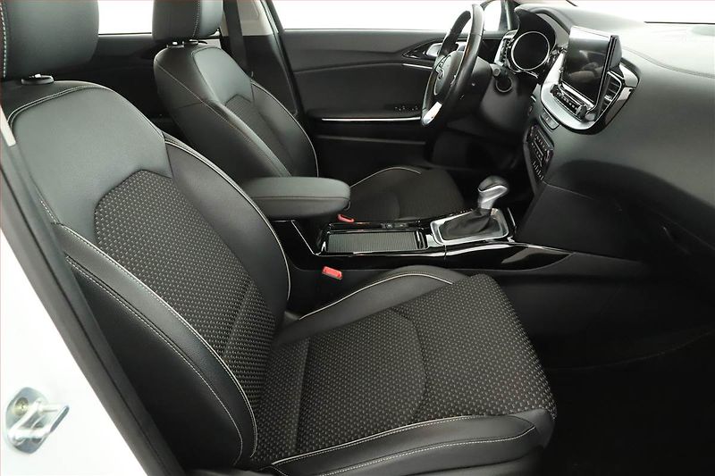 Kia XCeed (2020) Plug-in-Hybrid, Automat - fotka 7 z 20