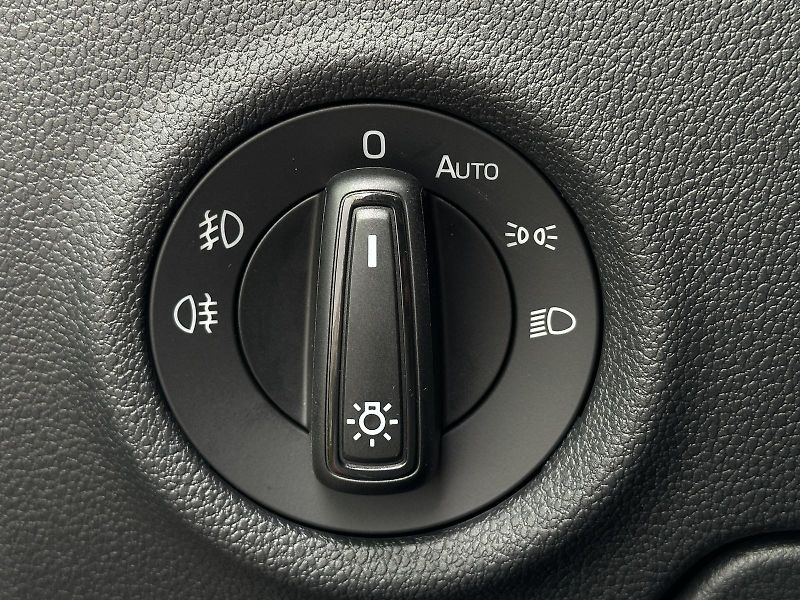 Škoda Fabia 1.0TSi 116PS Monte Carlo Bi-LE - fotka 15 z 37