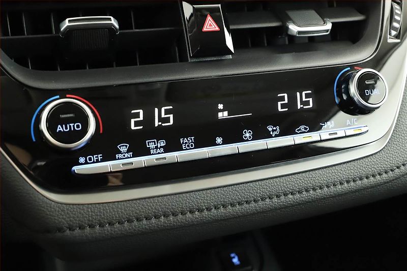Toyota Corolla (2023) Comfort 1.5 VVT-i - fotka 15 z 17