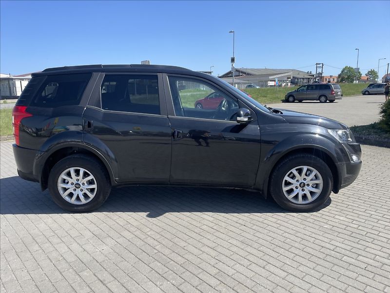 Mahindra  XUV500 2,2 D 103kw 7míst FWD Euro6 be - fotka 5 z 38