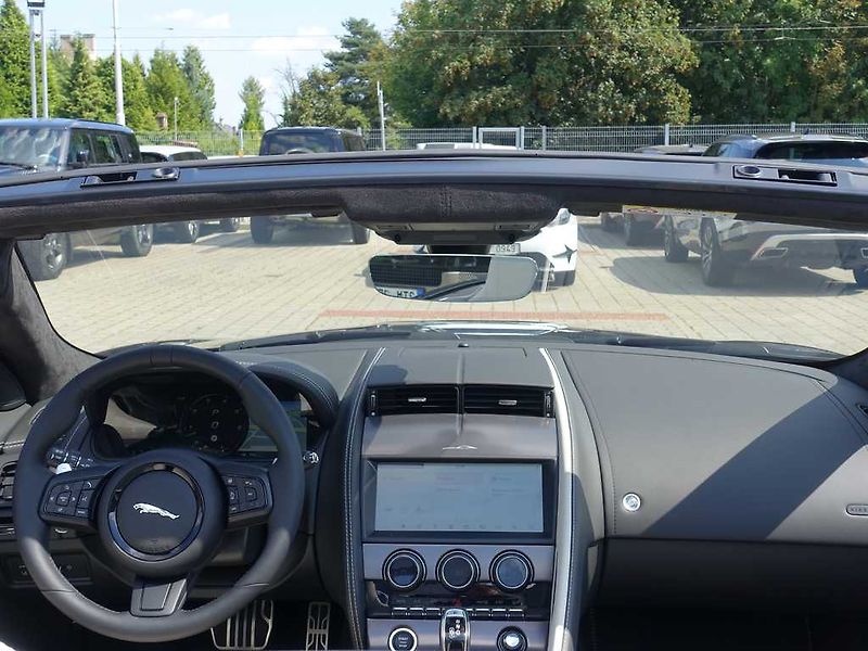 Jaguar F-Type 5,0 V8 75 P450 kabriolet 4x4 - fotka 15 z 38