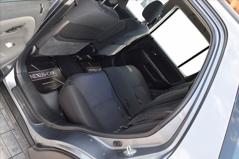 Honda CR-V 2,0 I 110KW AUTOMAT NÍZKÉ KM - fotka 18 z 50