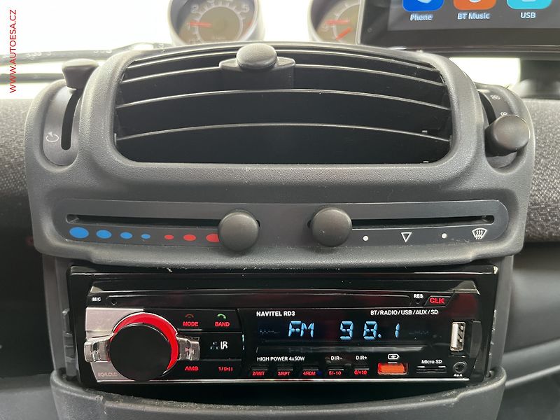 Smart Fortwo (2006) 0.7i, Automat - fotka 11 z 12