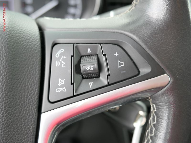 Opel Mokka (2019) 1.6 CDTi, ČR - fotka 15 z 19
