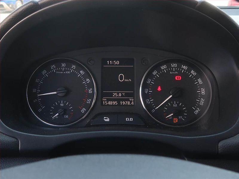 Škoda Fabia (2013) Sport 1.6 TDI, Serv.kniha - fotka 11 z 14