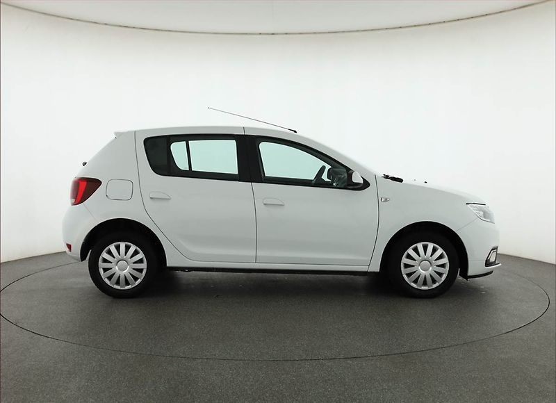 Dacia Sandero (2018) 1.0 SCe, Park. senzory - fotka 6 z 14