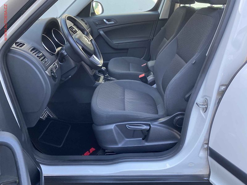 Škoda Yeti (2014) 2.0 TDi 4x4, DSG, xenon - fotka 9 z 17